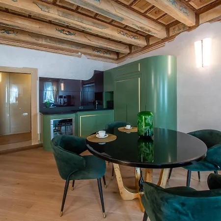 Palazzo Reggiani - Lorenzo De Medici Apartmán Verona