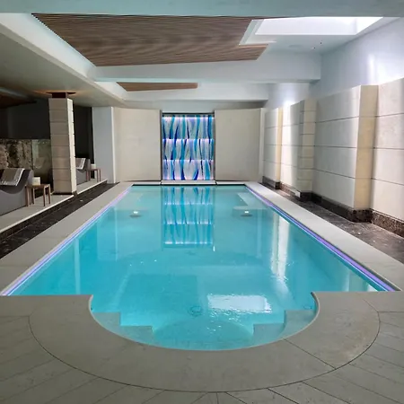 Palazzo Reggiani - Lorenzo De Medici Appartement *